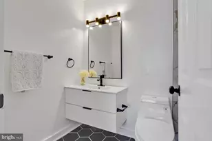 4339 Massachusetts Ave NW, Washington, DC 20016 - Photo 18