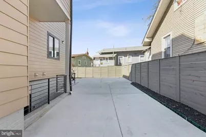 1016 Rhode Island Avenue NE #5, Washington, DC 20018 - Photo 2