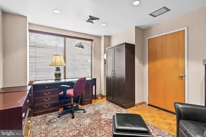 3 Washington Circle NW #206, Washington, DC 20037 - Photo 12