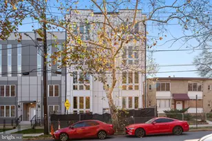 2105 M St NE, Washington, DC 20002 - Photo 48