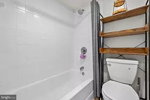 2032 15th St NW, Washington, DC 20009 - Photo 16