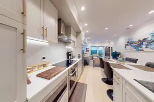 2642 39th St NW, Washington, DC 20007 - Photo 2