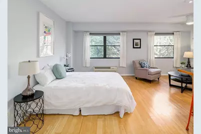 1801 Clydesdale Place NW #211, Washington, DC 20009 - Photo 2