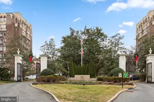 4000 Cathedral Ave NW, Washington, DC 20016 - Photo 32