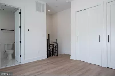 2105 M Street NE #12, Washington, DC 20002 - Photo 4