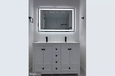 2105 M Street NE #12, Washington, DC 20002 - Photo 12