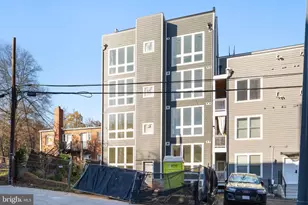 2105 M St NE, Washington, DC 20002 - Photo 46