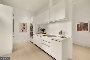 329 8th St NE, Washington, DC 20002 - Photo 18