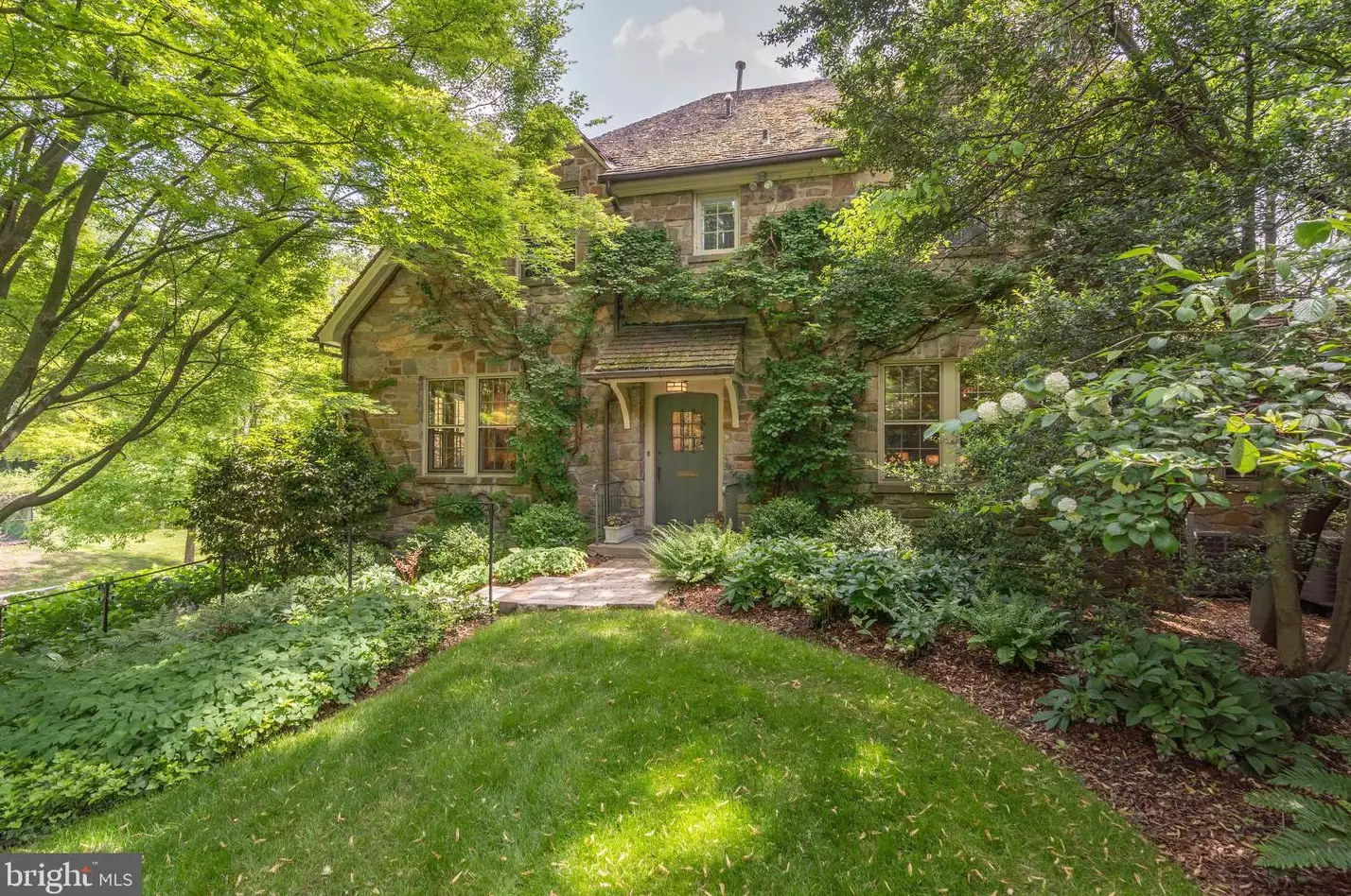 2323 Porter St NW, Washington, DC 20008 - MLS DCDC2232730 - Coldwell Banker