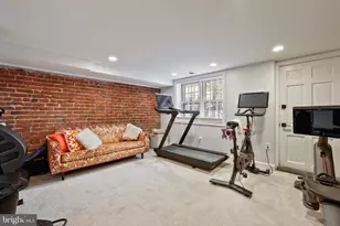 1215 33rd St NW, Washington, DC 20007 - Photo 26