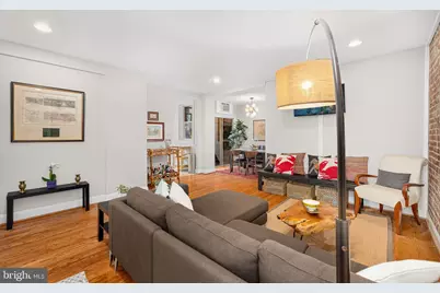 1855 Calvert Street NW #203, Washington, DC 20009 - Photo 2