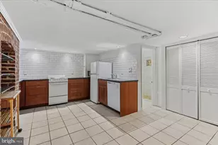 1820 Wyoming Ave NW, Washington, DC 20009 - Photo 38