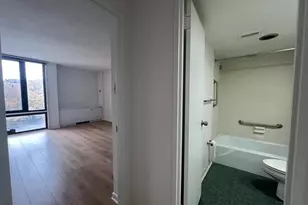 490 M St SW, Washington, DC 20024 - Photo 8