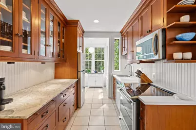 4452 Q Street NW, Washington, DC 20007 - Photo 6