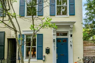 707 10th St SE, Washington, DC 20003 - Photo 46