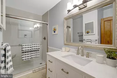 707 10th Street SE, Washington, DC 20003 - Photo 28