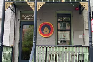 707 10th St SE, Washington, DC 20003 - Photo 44