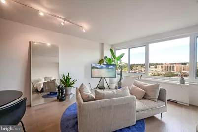 1330 New Hampshire Avenue NW #822, Washington, DC 20036 - Photo 12