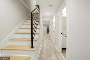 750 13th St SE, Washington, DC 20003 - Photo 36