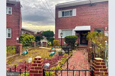 829 Oglethorpe Street NE, Washington, DC 20011 - Photo 2