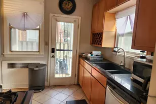 1330 Somerset Pl NW, Washington, DC 20011 - Photo 14