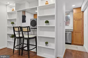 422 Butternut St NW, Washington, DC 20012 - Photo 4