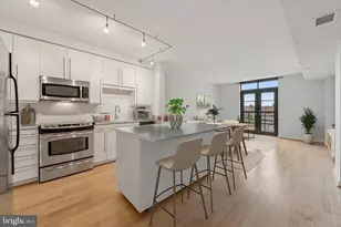 437 New York Ave NW, Washington, DC 20001 - Photo 2