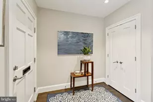 1724 34th St NW, Washington, DC 20007 - Photo 2