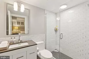 1724 34th St NW, Washington, DC 20007 - Photo 28