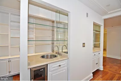 3030 K Street NW #204, Washington, DC 20007 - Photo 10