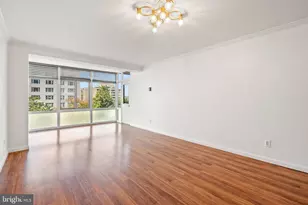 730 24th St NW, Washington, DC 20037 - Photo 6