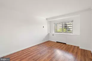 730 24th St NW, Washington, DC 20037 - Photo 10