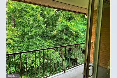 2656 Bowen Road SE #402, Washington, DC 20020 - Photo 4