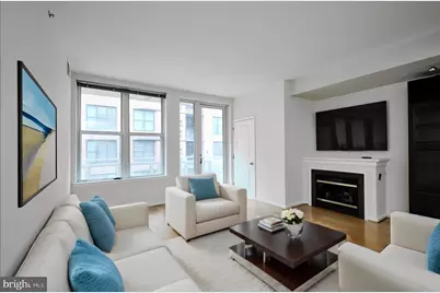 715 6th Street NW #904, Washington, DC 20001 - Photo 2