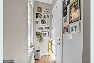 459 Massachusetts Avenue NW #24, Washington, DC 20001 - Photo 2