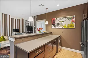 5201B Wisconsin Ave NW, Washington, DC 20015 - Photo 4