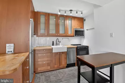 1301 Delaware Avenue SW #N-602, Washington, DC 20024 - Photo 8