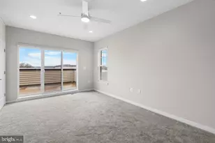 725 Parkside Pl NE, Washington, DC 20019 - Photo 24