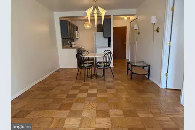 730 24th Street NW #208, Washington, DC 20037 - Photo 1