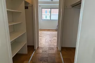 730 24th St NW, Washington, DC 20037 - Photo 4