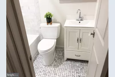 1302 E Capitol Street NE #B, Washington, DC 20003 - Photo 10