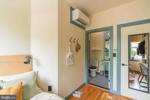 711 G St SE, Washington, DC 20003 - Photo 28