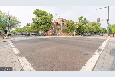 711 G Street SE, Washington, DC 20003 - Photo 48