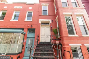 711 G St SE, Washington, DC 20003 - Photo 2