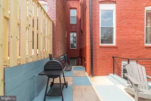 711 G St SE, Washington, DC 20003 - Photo 40