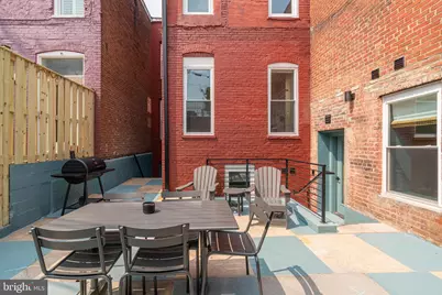 711 G Street SE, Washington, DC 20003 - Photo 42