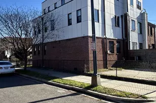 438 19th St NE, Washington, DC 20002 - Photo 4