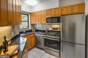 2500 Q St NW, Washington, DC 20007 - Photo 8