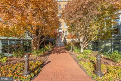 2425 L Street NW #324, Washington, DC 20037 - Photo 2