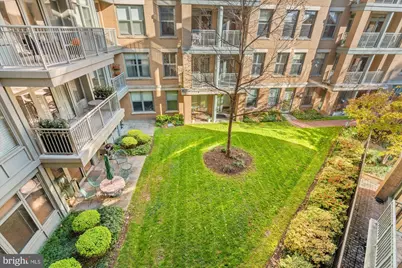 2425 L Street NW #324, Washington, DC 20037 - Photo 12